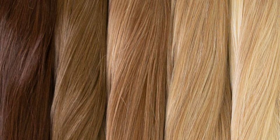 Wat kosten hairextensions? Prijsfactoren & bespaartips