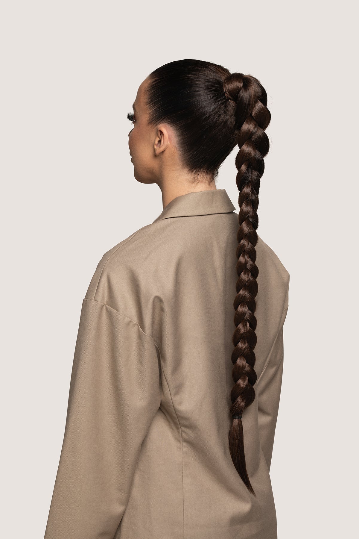 The Luxury Braid, 155 grams, 26", synthetic hair