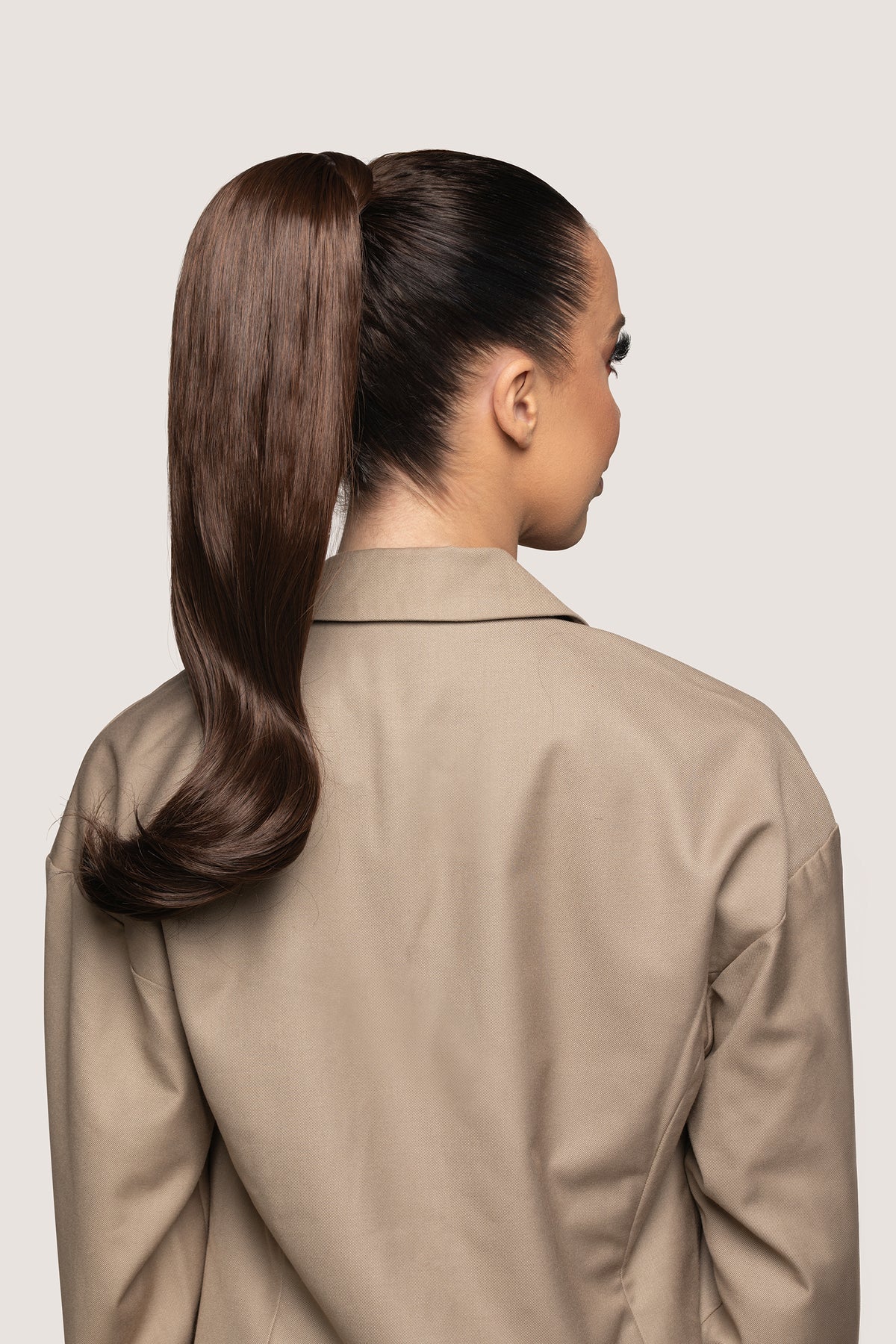 The Glam Ponytail, 190 gram, 18", synthetisch haar