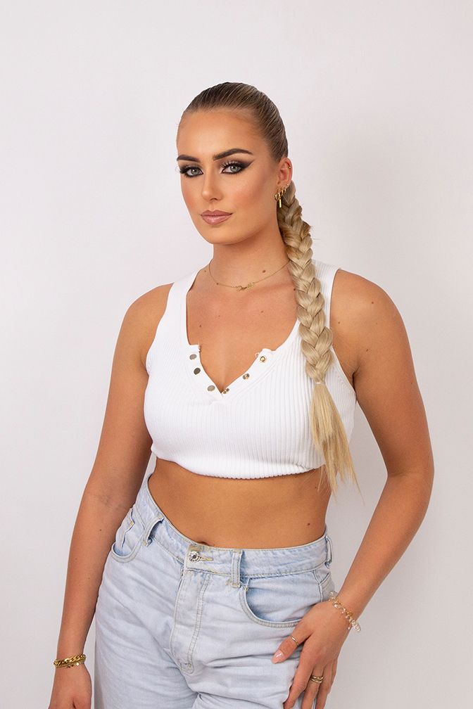 The Luxury Braid Blondie Beige – beige blonde clip-in braid, 155 grams, 26", synthetic hair (detail)