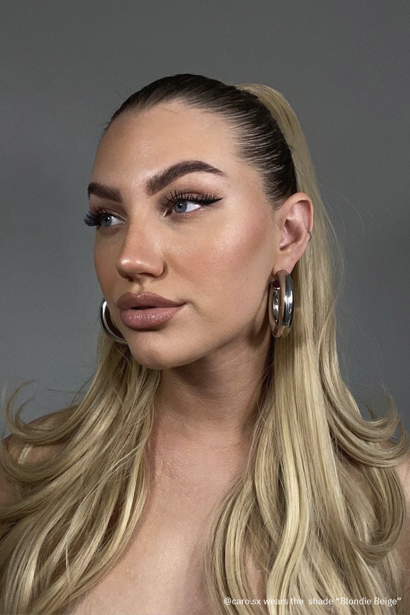 The Half Up Half Down Blondie Beige – beigeblonde half up half down set, 330 gram, 16", synthetisch haar (detail)