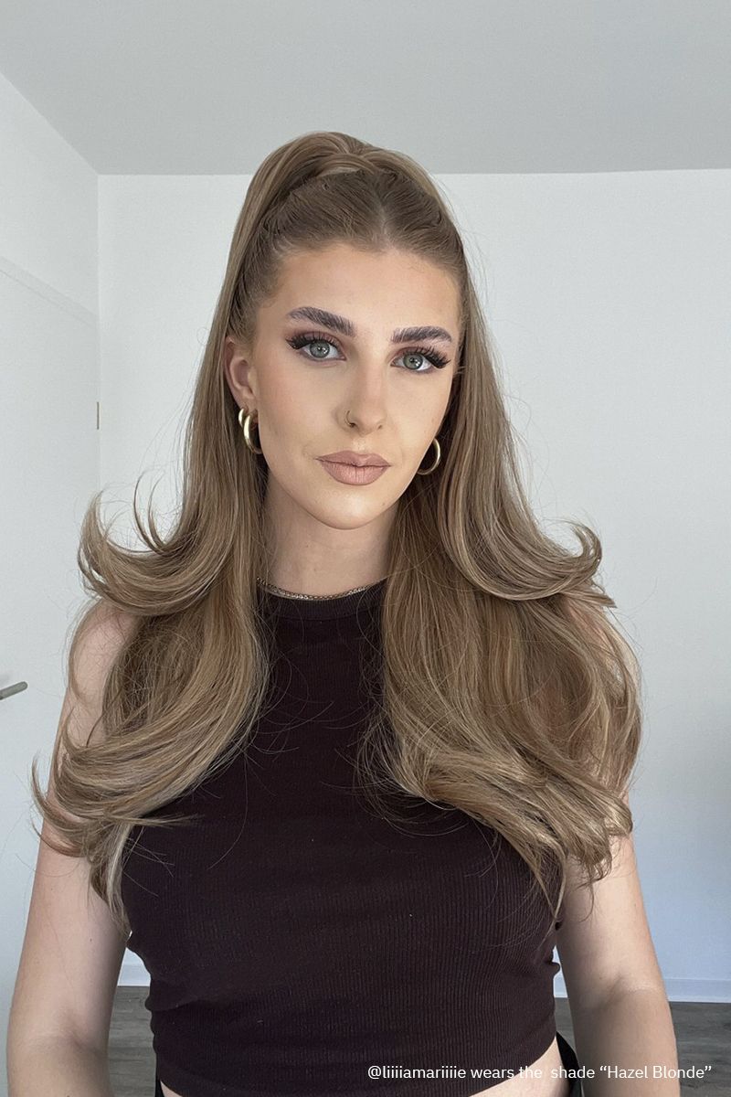 The Half Up Half Down Hazel Blonde – dark blonde half up half down set, 330 grams, 16", synthetic hair (detail)