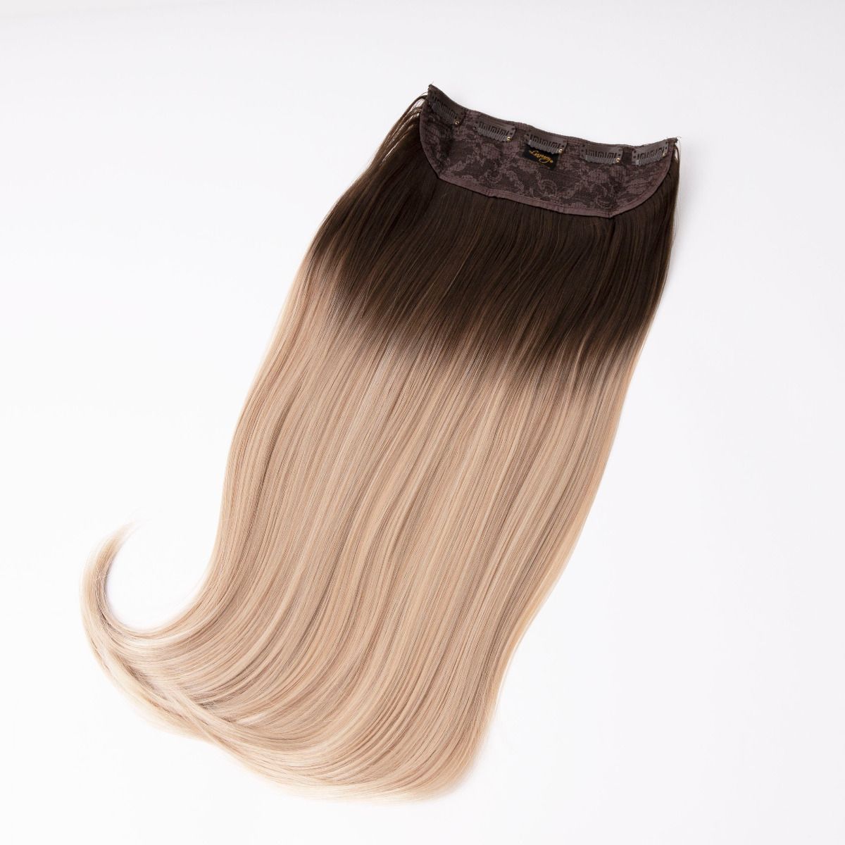 One Piece Extension Iced Latte Blonde – ombré blonde one piece extension, 200 grams, 24", synthetic hair (detail)
